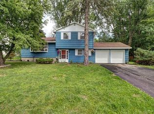 4610 Brookhill Dr N, Manlius, NY 13104
