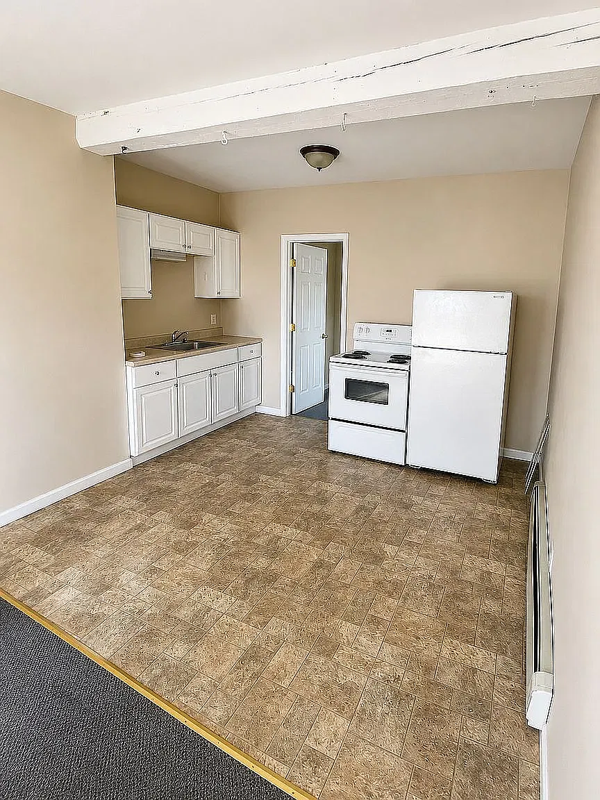 1 bed, 600 sqft, $1,300 — Photo 1