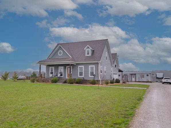 467 Williams St, Decherd, TN 37324