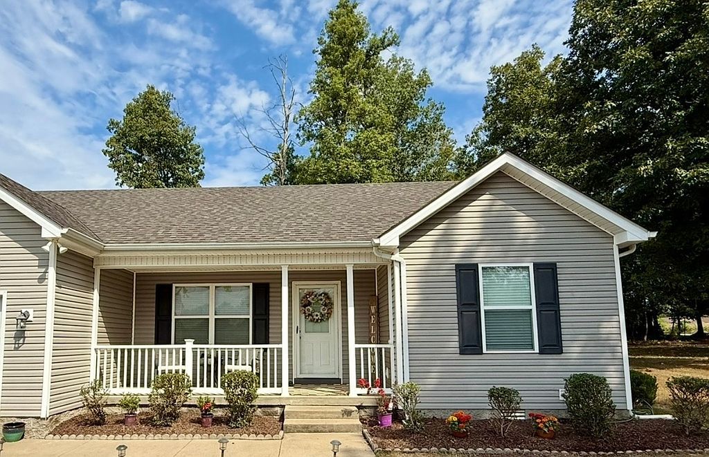 112 Riverbend Dr - Property Image