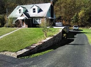 2723 Jerome Hill Rd, Hollsopple, PA 15935