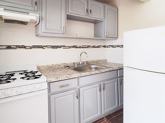 3rd image of 511 W 142nd St APT 6