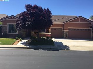 912 Suntan Ln, Brentwood, CA