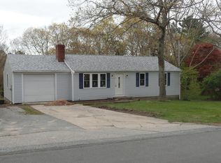 4 Emerald Way, Forestdale, MA 02644
