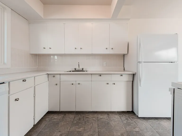 10211 Princess Elizabeth Ave NW — Photo 23