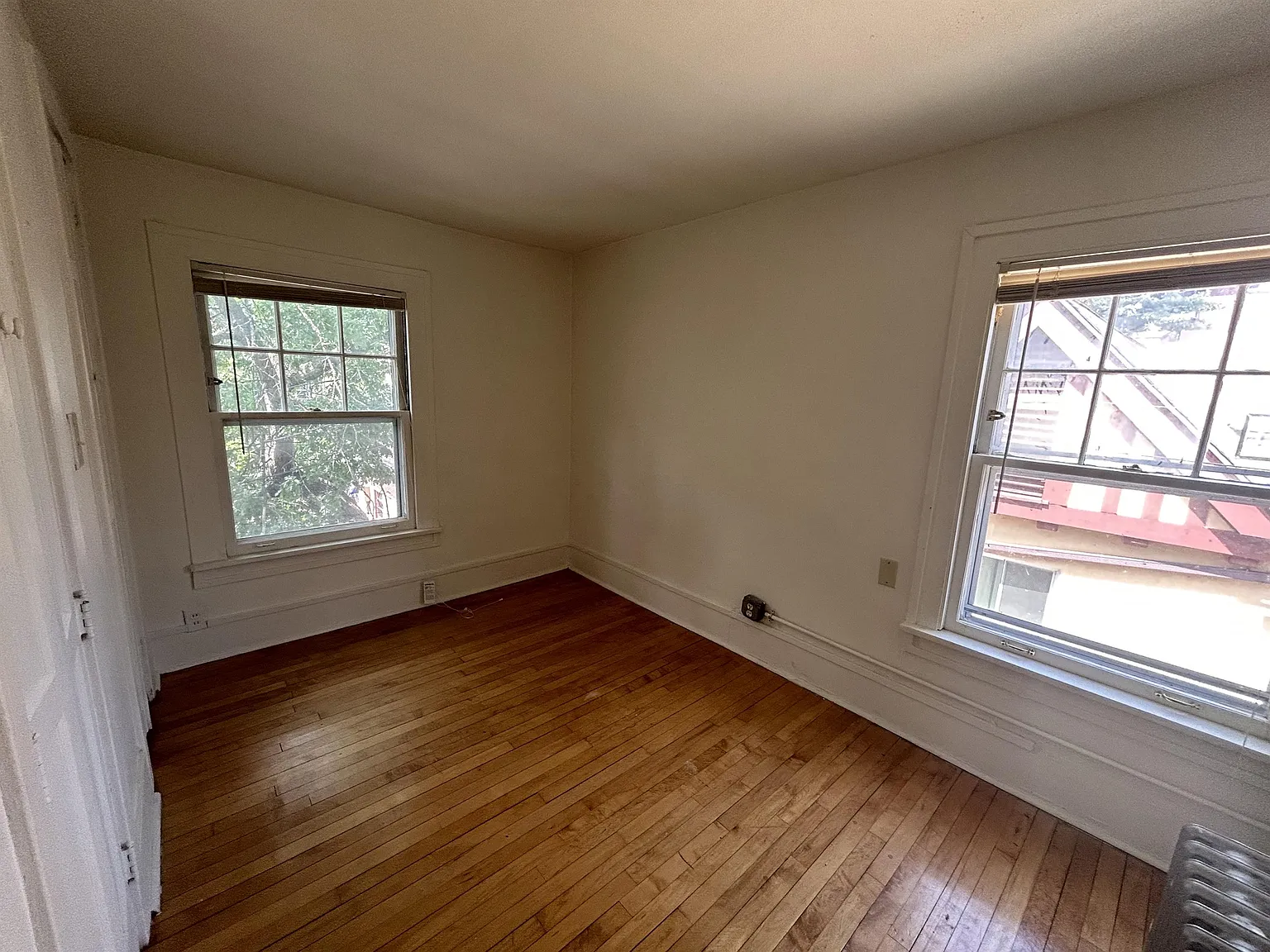 240 West Lakelawn Place - 6 — Photo 4