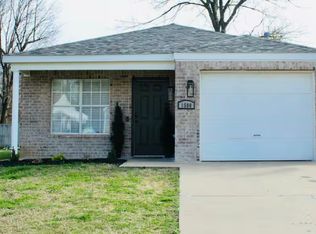 1500 Linwood Cir, Bentonville, AR 72712