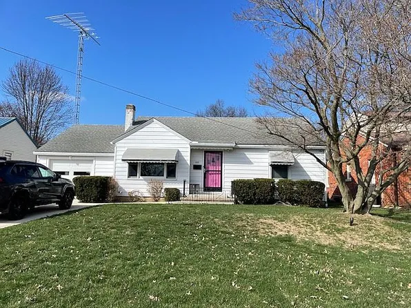 932 Smith Rd, Ashland, OH 44805