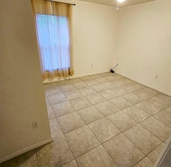 4703 Fairweather Ct — Photo 8