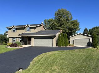 5210 Linden Ln, Racine, WI 53406