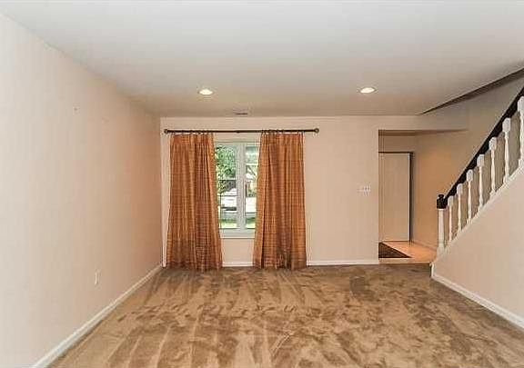 Lining Room