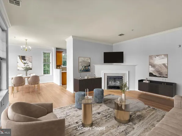 321 Masterson Ct, Trenton, NJ 08618