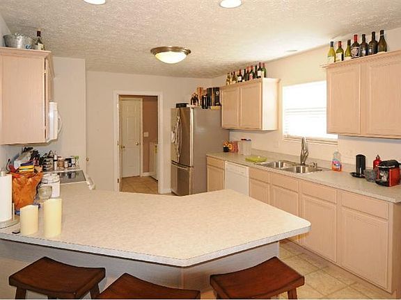 5th image of 3938 Sunair Ct