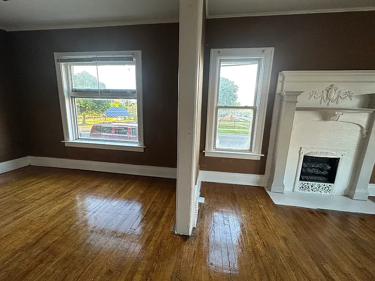 800 W Euclid Ave — Photo 9