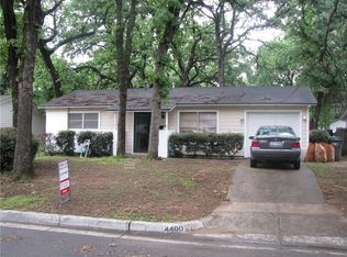 4400 King Oaks Ln, Fort Worth, TX 76111