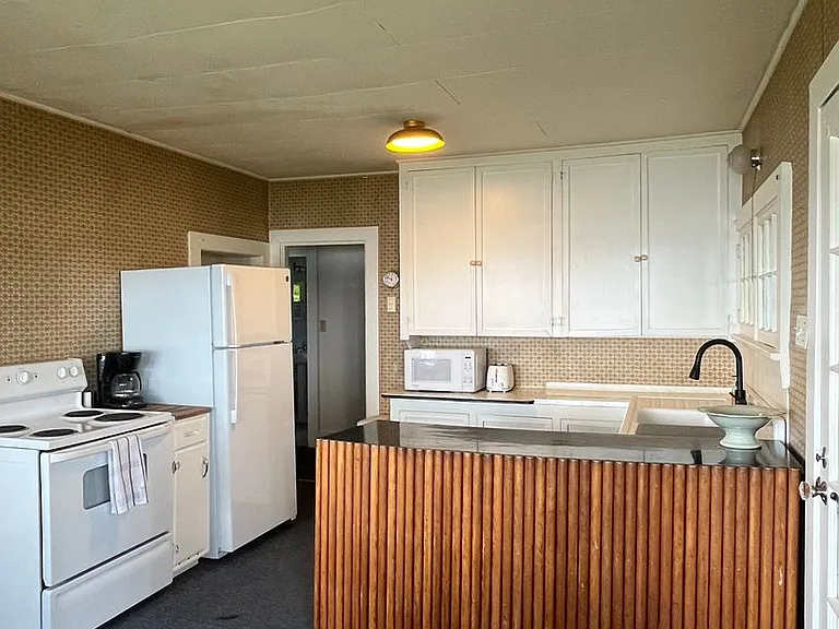 7620 Andrews Beach Rd NE — Photo 15