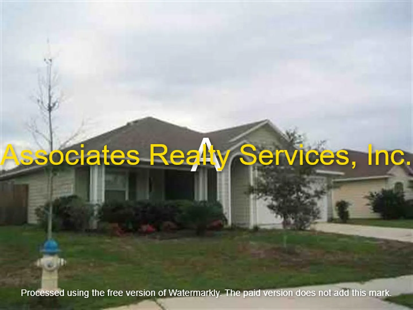 3bed/2bath located in the desirable Weatherly Community — Photo 1