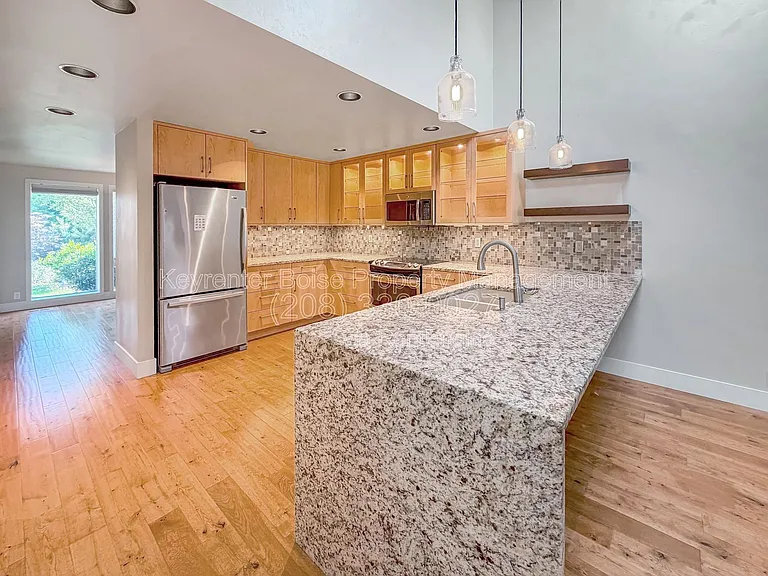 4780 N Riverfront Pl — Photo 7