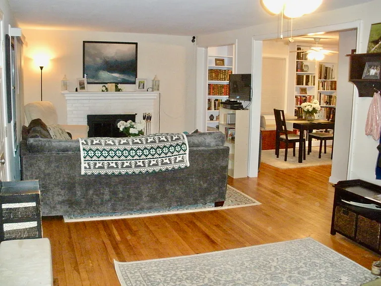 3518 Nimitz Rd — Photo 3