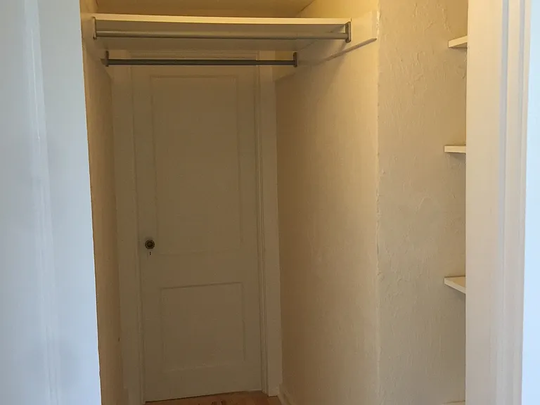 75 Montgomery St #2 — Photo 3