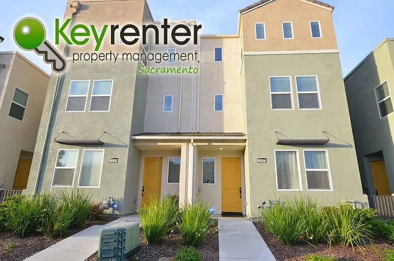 4 bed, 4.0 bath, 1658 sqft, $2,500 — Photo 1