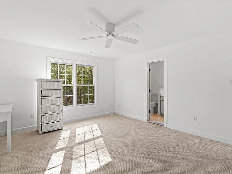 14216 Cervantes Ave — Photo 46