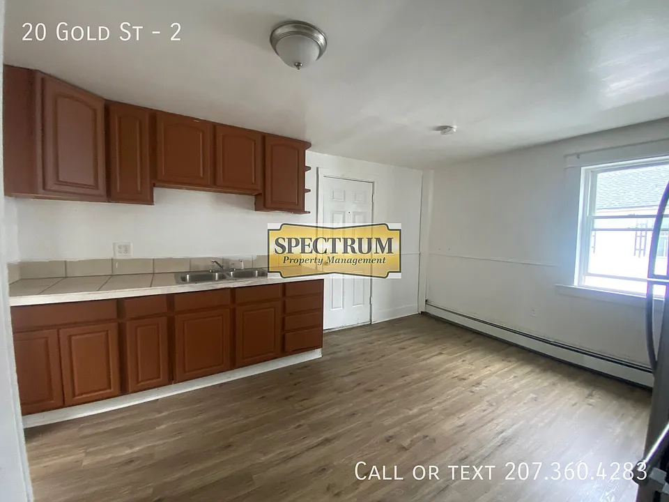 20 Gold St #2