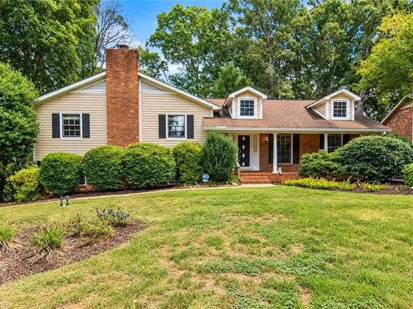 321 Stanaford Rd, Winston Salem, NC 27104