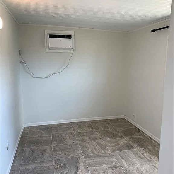 1120 Vineyard St — Photo 11