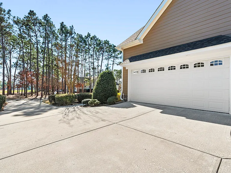 2686 Medina Ct — Photo 14