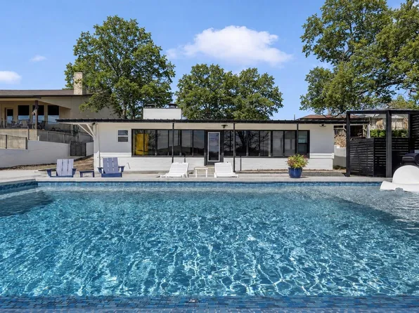 3424 River Oaks Dr, Kingsland, TX 78639