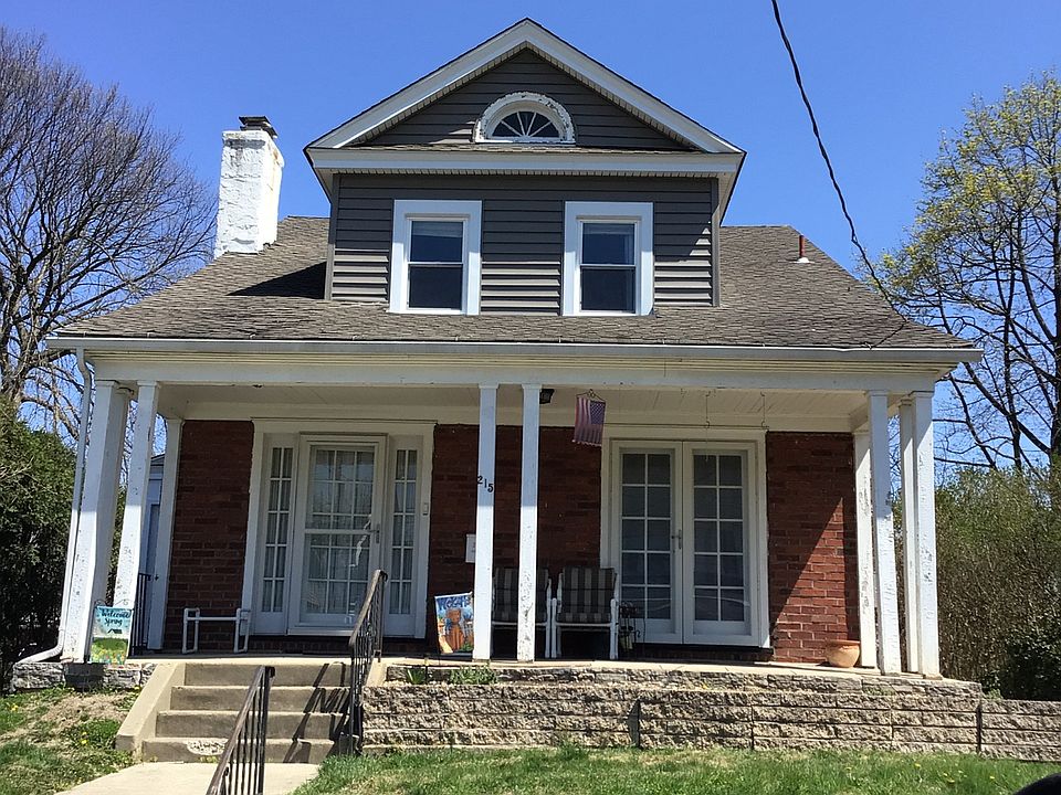 1st image of 215 Magnolia Ter #B