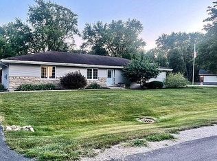 330 Wisconsin Rd, Frankfort, IL 60423