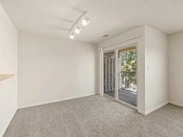 Springview Apartments — Photo 84