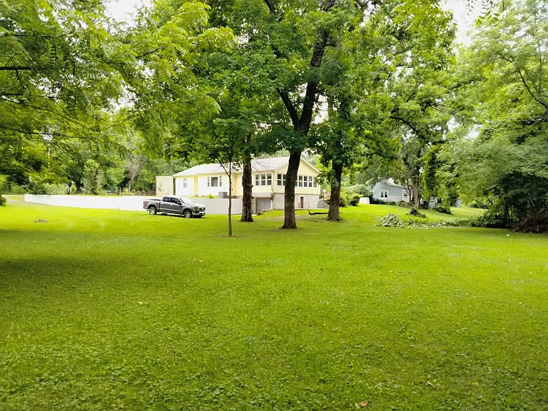 21815 N Ben George Rd — Photo 5