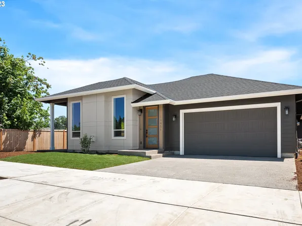 14451 Blue Mountain Way, Oregon City, OR 97045