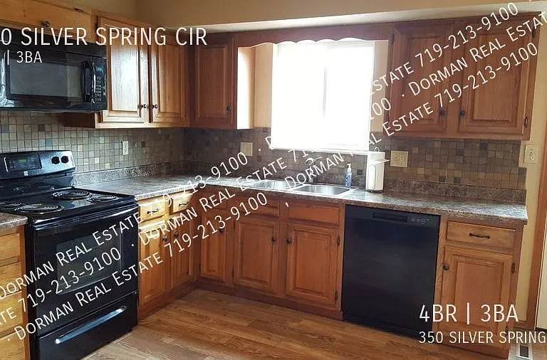 350 Silver Spring Cir — Photo 4