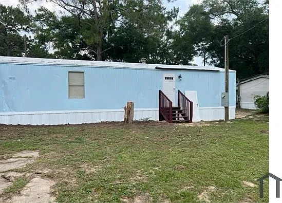 2 bed, 900 sqft, $1,025 — Photo 1