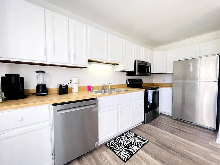 1011 Hunter Ave #6 — Photo 17