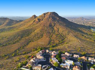 1709 E Gelding Dr, Phoenix, AZ 85022