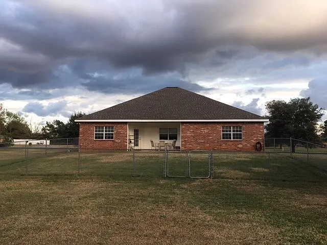 Building Photo - 122 Ridgebrook Dr