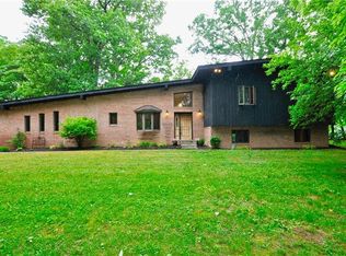 124 E Knobb Hill Dr, Martinsville, IN 46151