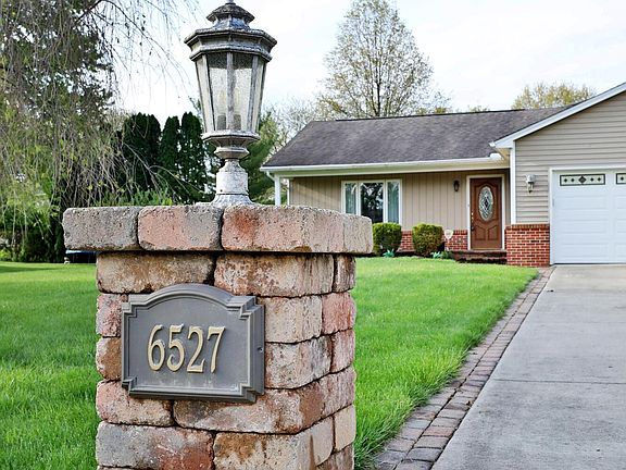 2nd image of 6527 Riverton Cir NW