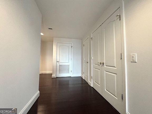 3rd image of 195 14th St NE Unit 2905