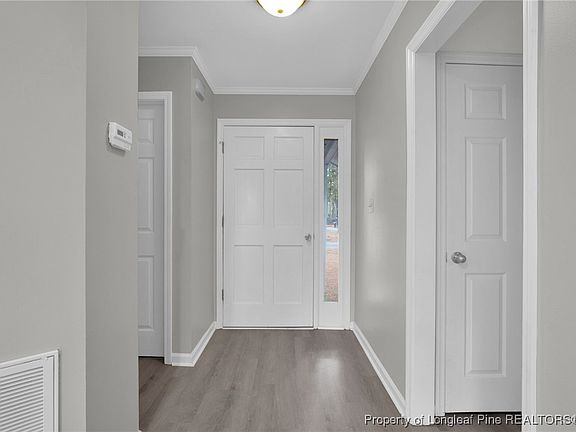 5th image of 112 Carol Cir