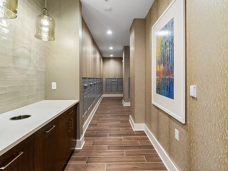 Oaks Landing 55+ Apartments — Photo 14
