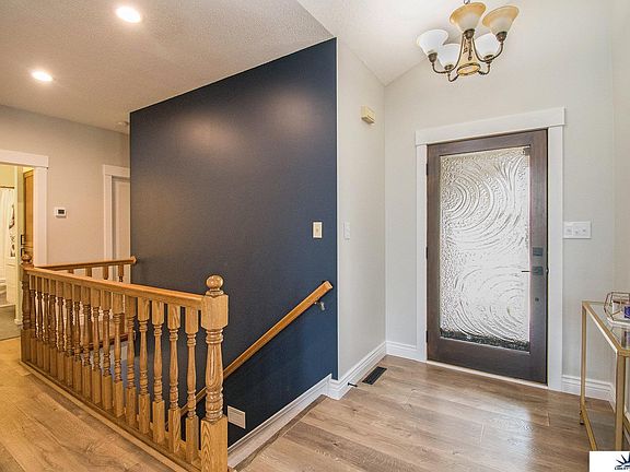 3rd image of 1301 N Christy St