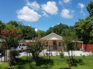 5009 Denmark St, Houston, TX 77016