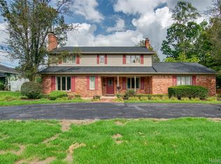29020 Wellington St, Farmington Hills, MI