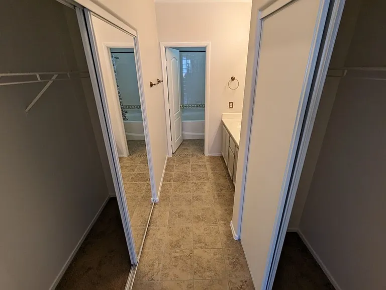 9901 Trailwood Dr #1022 — Photo 17